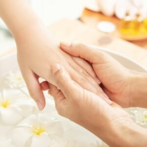 Classic Manicure