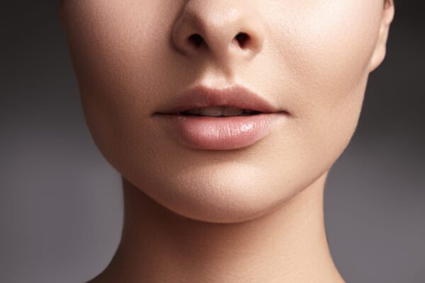 chin/lower lip