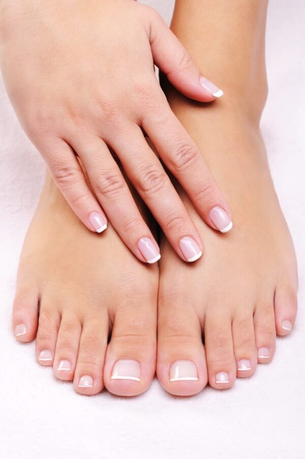 O3+ mani pedi